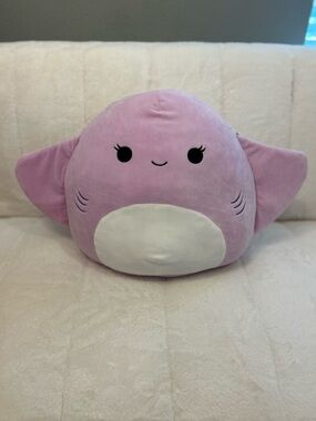 Squishmallows Lavender Pink Ray Plush